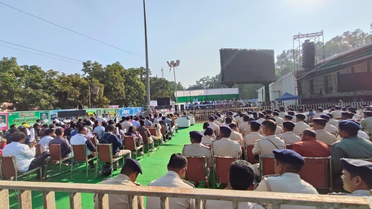 झारखंड स्थापना दिवस कार्यक्रम को लेकर मोरहाबादी में कड़ी सुरक्षा, डीसी-एसएसपी ने की संयुक्त ब्रीफिंग